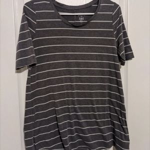Women's Size S SO Gray Tunic Tee Shirt